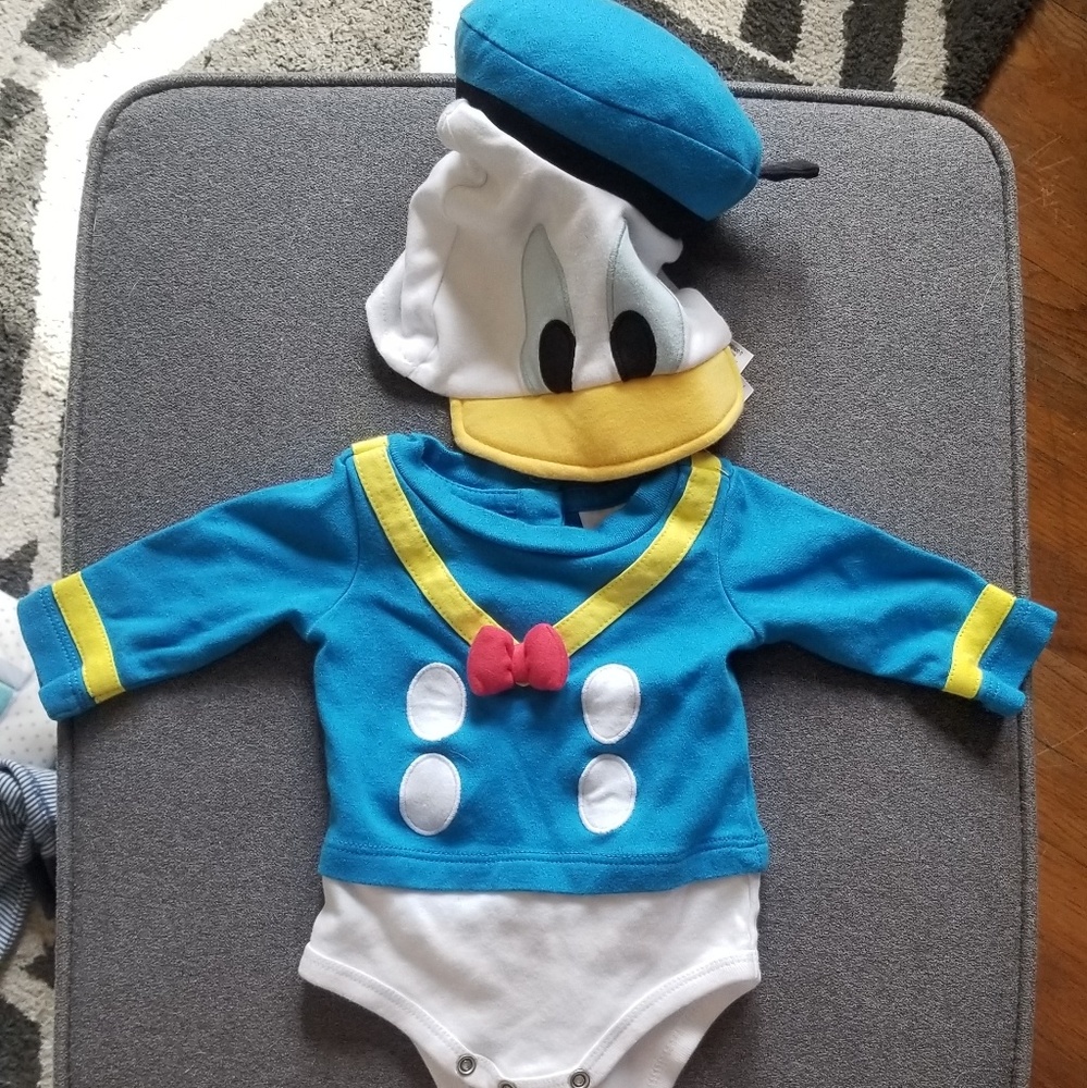 Donald Duck costume
